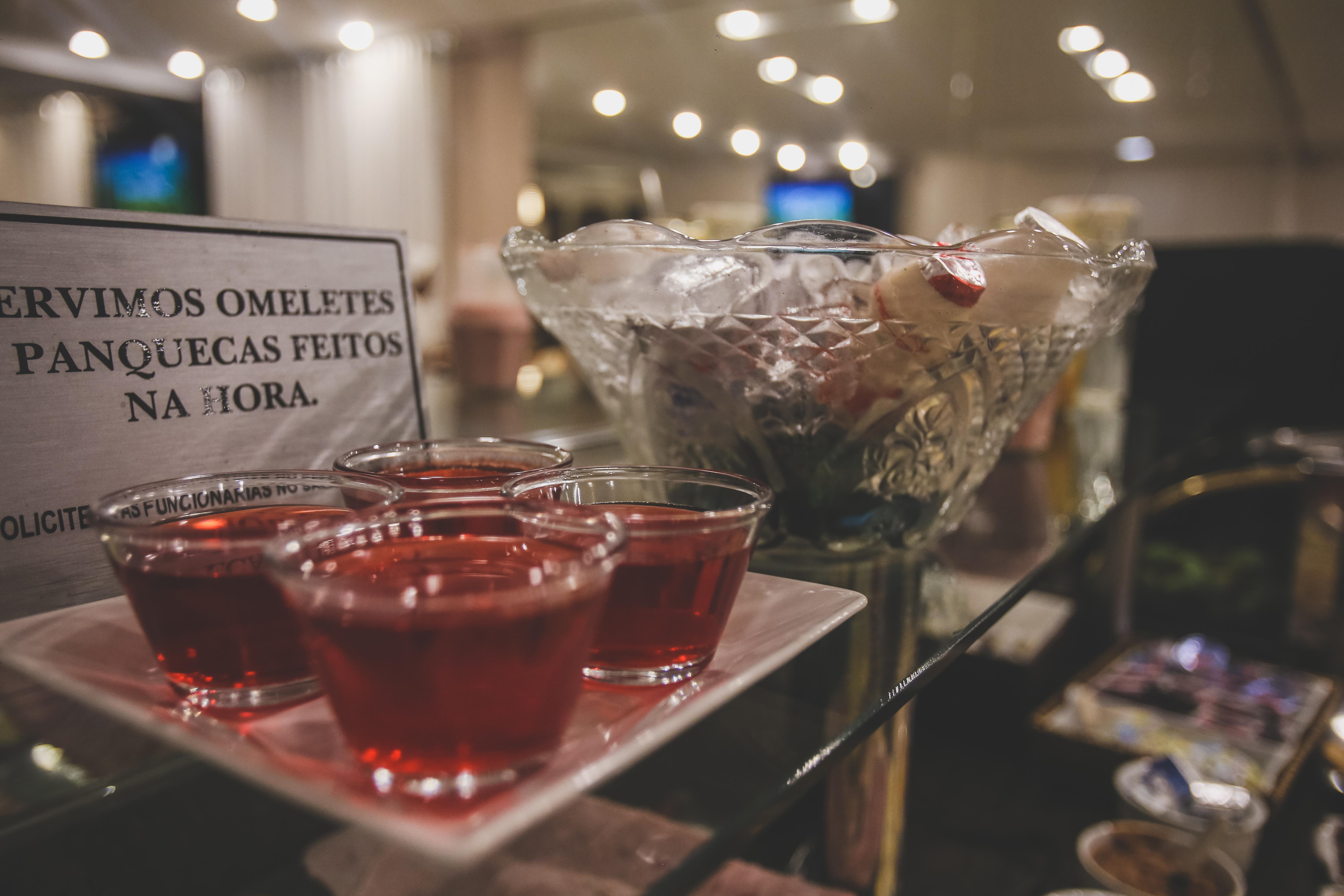 Gontijo Inn Hotel Itajubá Kültér fotó A selection of Portuguese desserts